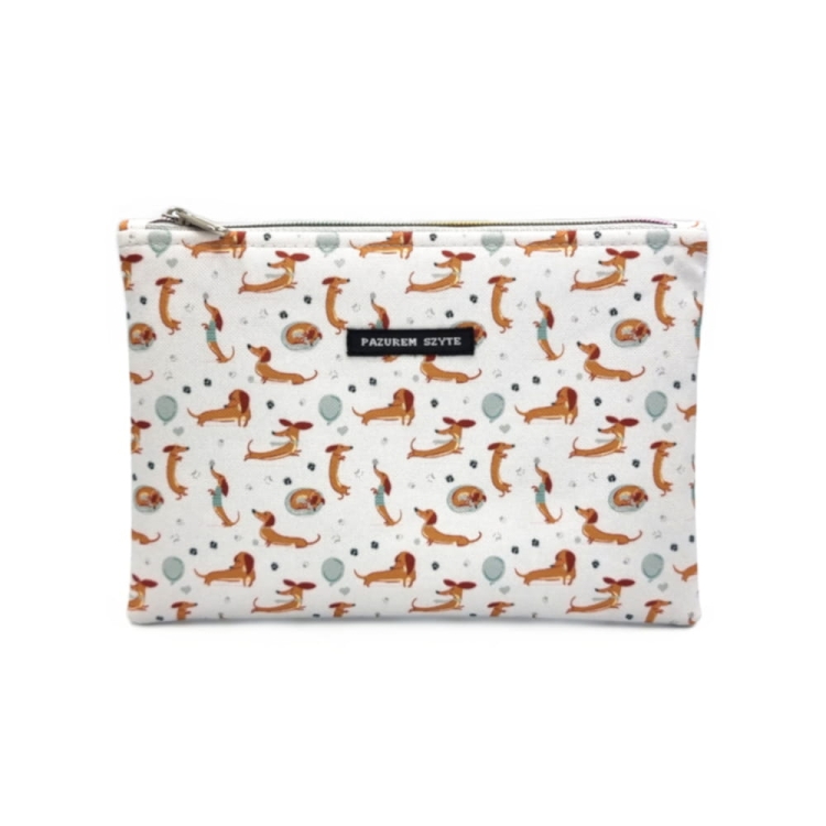 Kosmetyczka mała jamniki szara tkanina wodoodporna drobny druk